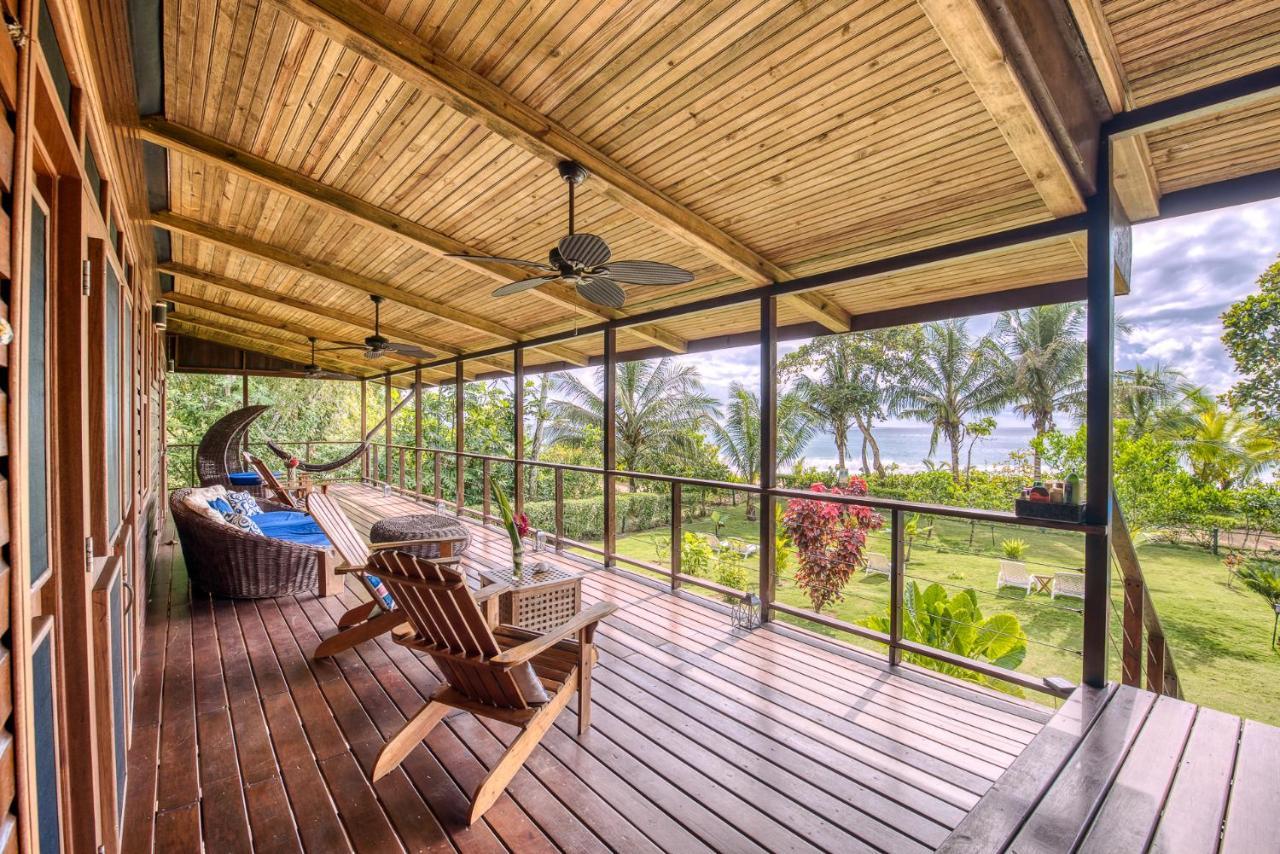 Oasis Bluff Beach Bocas Town Exterior photo