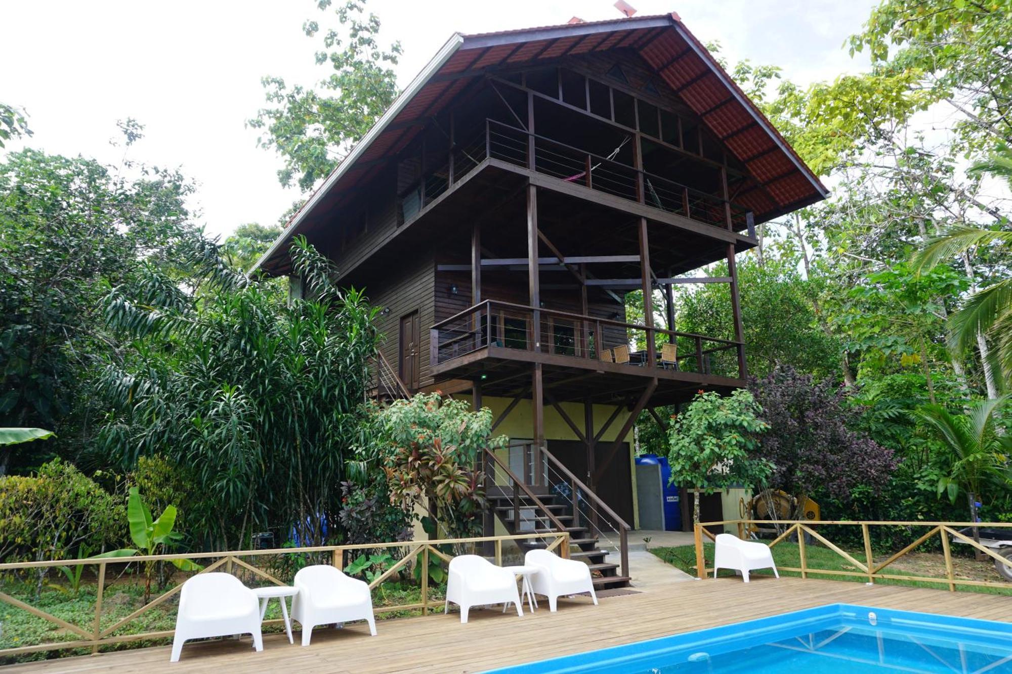 Oasis Bluff Beach Bocas Town Exterior photo