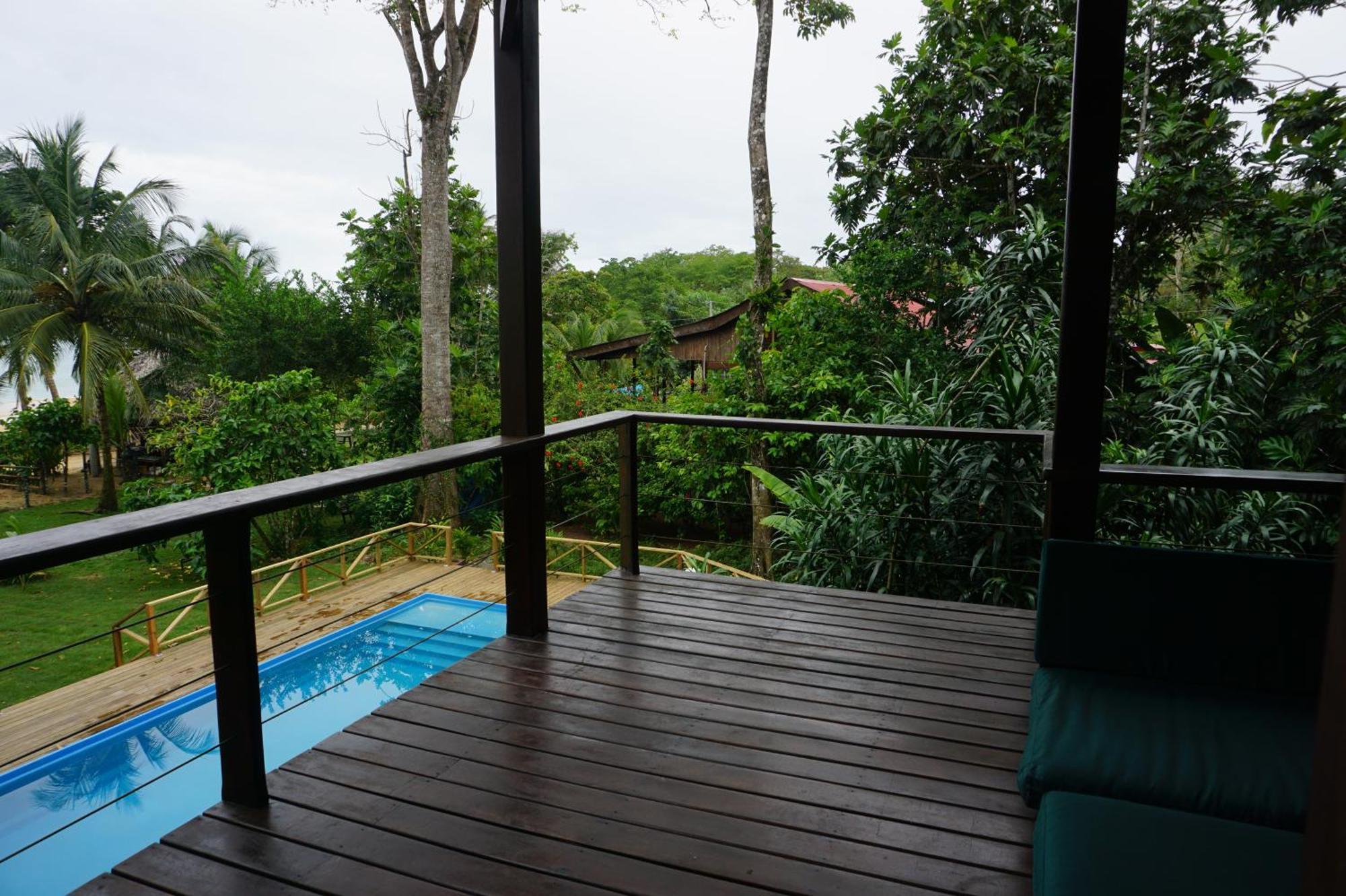 Oasis Bluff Beach Bocas Town Exterior photo